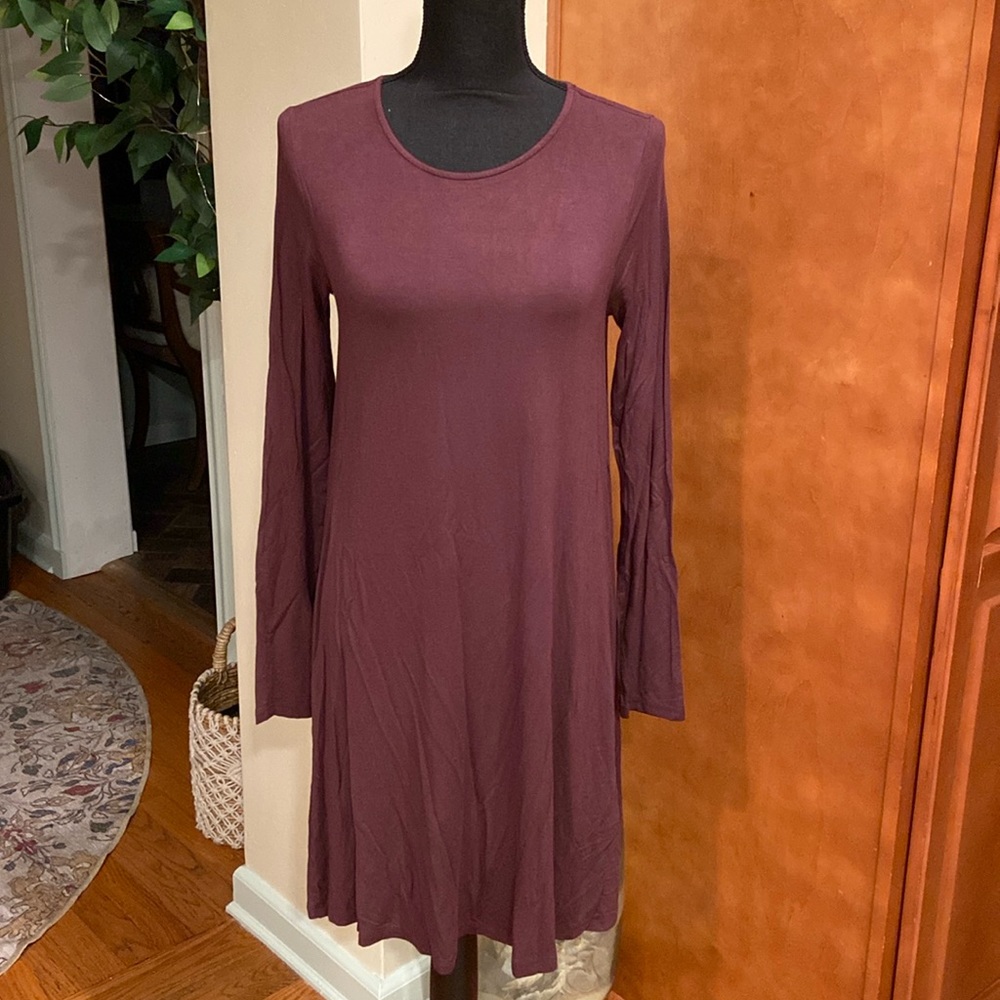 Old Navy long sleeve knit swing dress, brown, M, EUC
